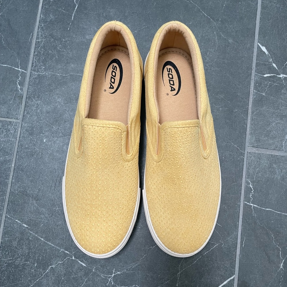 *Never Worn* Soda Vans-Style Shoes